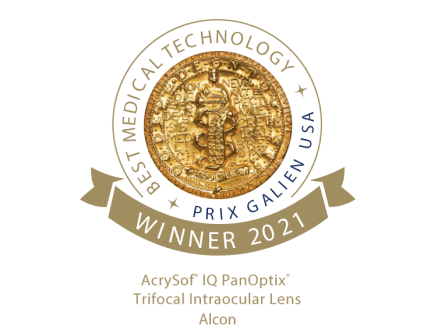 An image of a gold medallion that depicts the AcrySof IQ PanOptix Trifocal Intraocular Lens from Alcon as the Prix Galien USA 2021 winner for best medical technology.